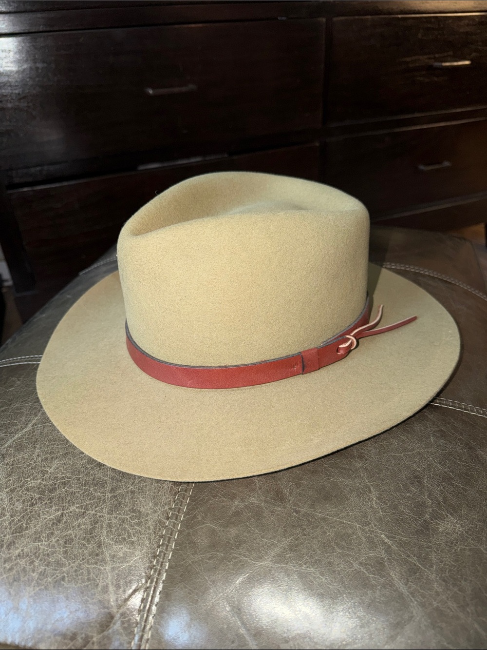 Stetson Mallory Burgundy and Cream Silk-Lined Hat Interior